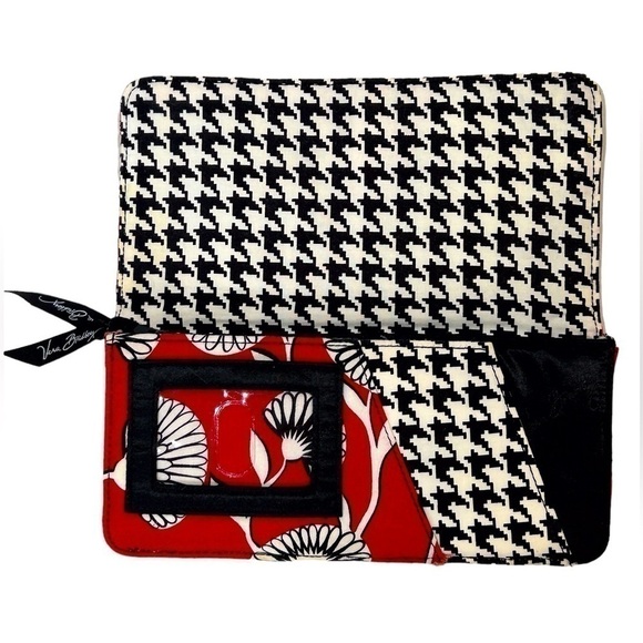 Vera Bradley Travel/Passport Wallet Deco Daisy/Houndstooth Red/Black/White GUC - Picture 7 of 9